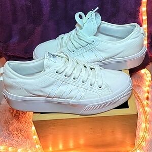 ADIDAS NIZZA TRAINERS SIZE 7.5 PLATFORM SOLES TRIPLE WHITE IMMACULATE